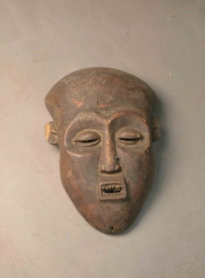 Masque

H: 37 cm