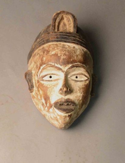 Masque kaolin

H: 30 cm