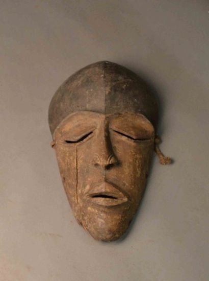Masque

H: 36 cm