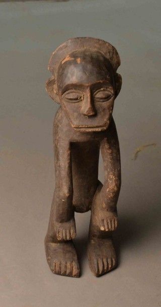 Statuette

H: 38 cm