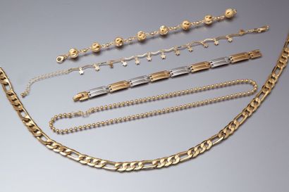 Lot de 2 chaînes et 3 bracelets en plaqué...