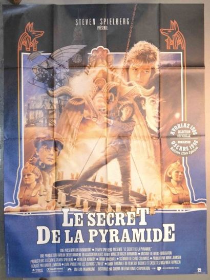 Le Secret de la Pyramide

Illustré par Michel...