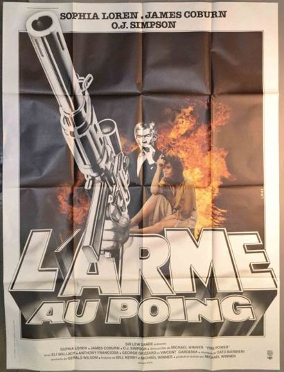 L'arme au poing

Illustré par Landi

158...