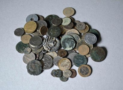 Lot de pièces de monnaies



Pèriode romaine...