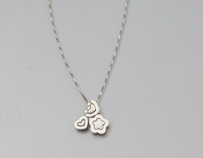 Collier en or rhodié 750 millièmes retenant...