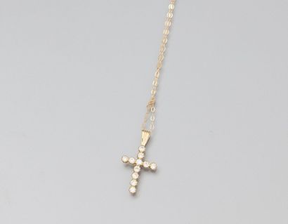 Pendentif croix en or jaune 750 millième...