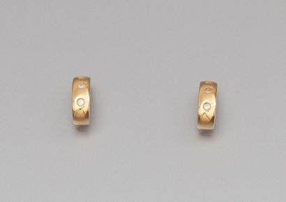 Paire de boucles díoreilles en or jaune 750...