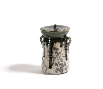Japon, 1950

Pot a? eau

Utilise? pour la...