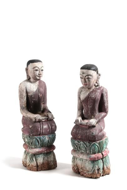 Birmanie, Mandalay, XIX° sie?cle

Paire d’adorants

Agenouille?s...