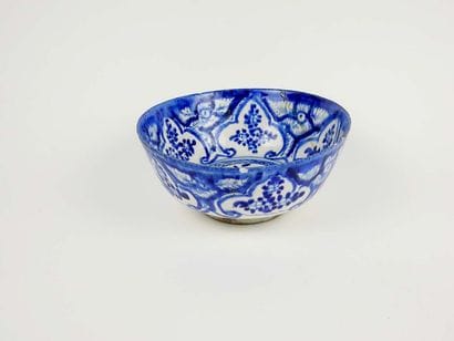 Vase en céramique à glaçure bleu et blanc

Chine,...