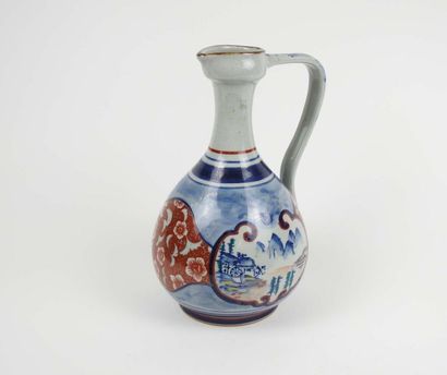 Verseuse en porcelaine satsuma de la chine...