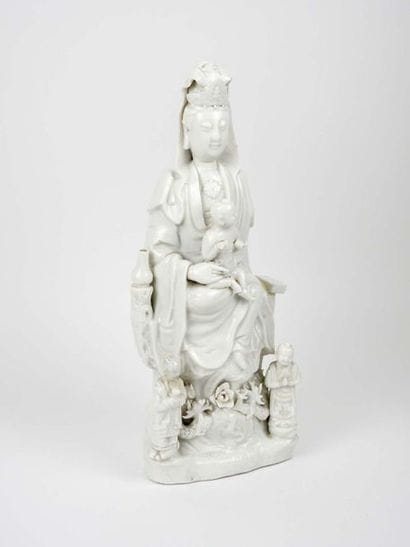 Grand sujet en porcelaine blanc de Chine...