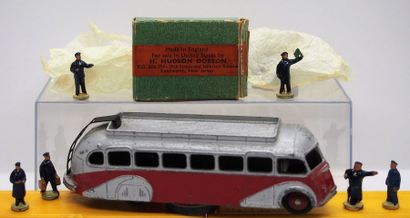 

Dinky-Toys – métal - 1/43e (2) : 



Lot...
