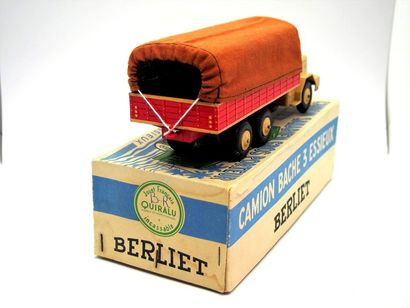 

Quiralu – France – métal – 1/43e (1) 



Couleur...