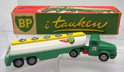 

Tekno – Danemark – métal – 1/43e (1) 



Modèle...