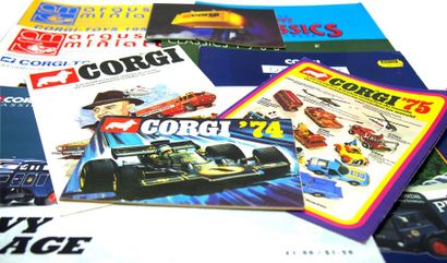 

Corgi-Toys – Gde Bretagne – documents (10)...