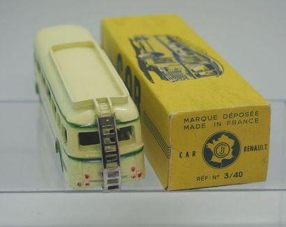 

# 3/40 – Car Renault 

Crème avec filets...