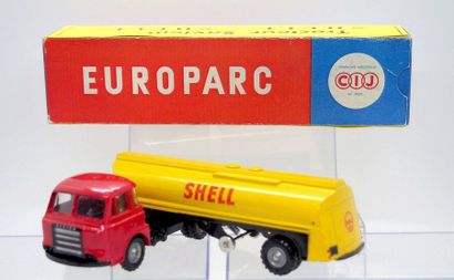 

CIJ – France – métal – 1/43e (1) 



Modèle...