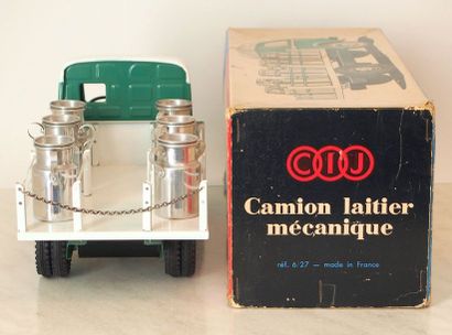 

CIJ – France – tôle– 1/10e (1) 



Rare !

#...