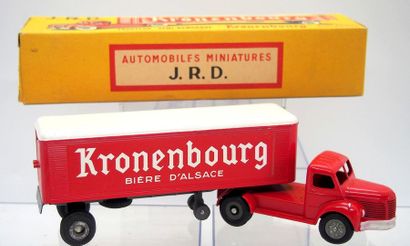 

JRD – France – métal – 1/43e (1) 



Peu...