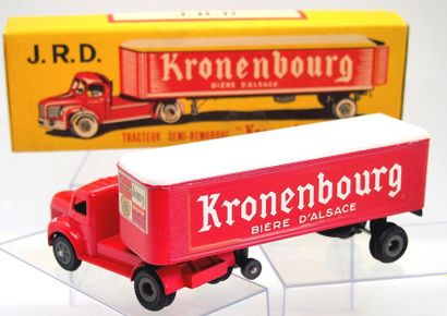 

JRD – France – métal – 1/43e (1) 



Peu...