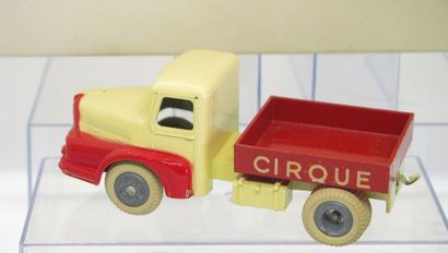 

JRD – France – métal – 1/43e (1) 



#...