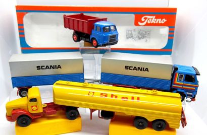 

Lot (3 pièces) comprenant :

TEKNO (Hollande)...
