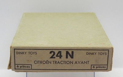 
Dinky-Toys – France - métal – 1/43e (7)

Peu...