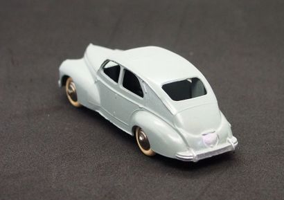 

Dinky-Toys – France - métal – 1/43e et...