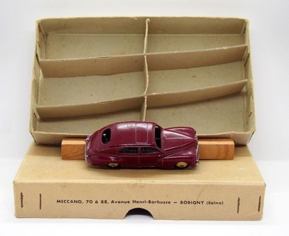 

Dinky-Toys – France - métal – 1/43e (2)...