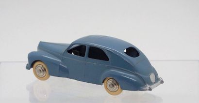 

Dinky-Toys – France - métal – 1/43e (1)...