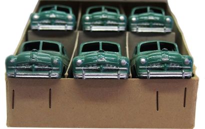 
Dinky-Toys – France - métal – 1/43e (7)

Peu...