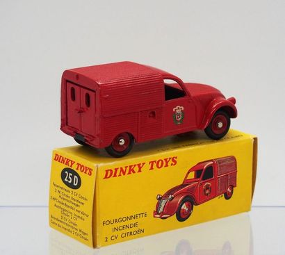 

Dinky-Toys – France - métal – 1/43e (1)...