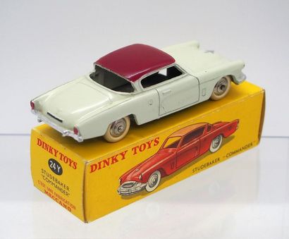 

Dinky-Toys – France - métal – 1/43e (1)...