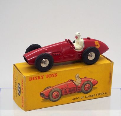 

Dinky-Toys – France - métal – 1/43e (1)...