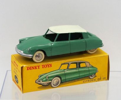 

Dinky-Toys – France - métal – 1/43e (1)...