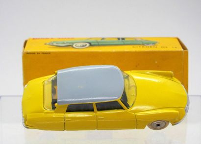 

Dinky-Toys – France - métal – 1/43e (1)...