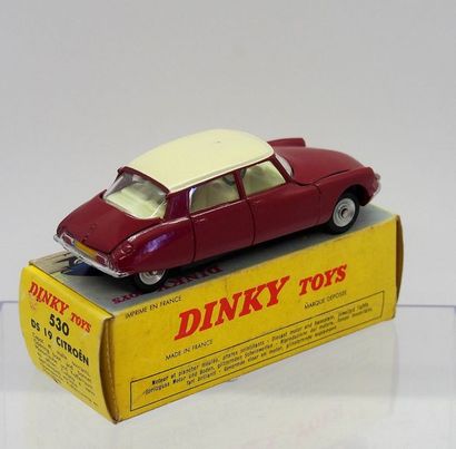 

Dinky-Toys – France - métal – 1/43e (1)...