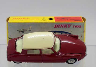 

Dinky-Toys – France - métal – 1/43e (1)...