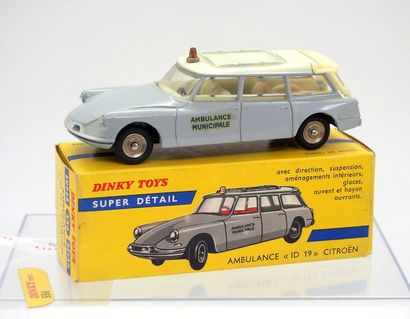 

Dinky-Toys – France - métal – 1/43e (1)...