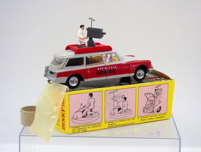 

Dinky-Toys – France - métal – 1/43e (1)...