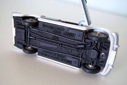 

Dinky-Toys – France - métal – 1/43e (1)...