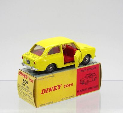 

Dinky-Toys – France - métal – 1/43e (1)...