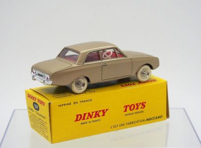 

Dinky-Toys – France - métal – 1/43e (1)...