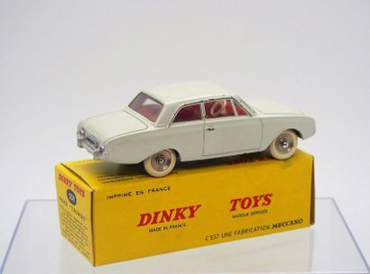

Dinky-Toys – France - métal – 1/43e (1)...