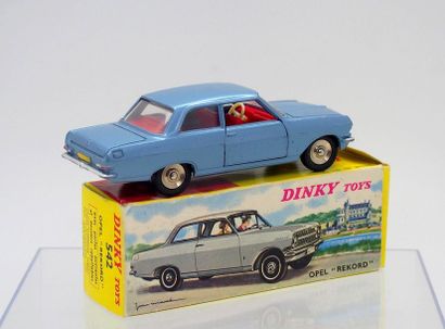

Dinky-Toys – France - métal – 1/43e (1)...