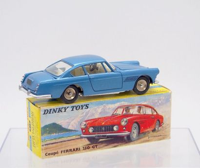 

Dinky-Toys – France - métal – 1/43e (1)...
