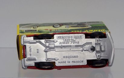 

Dinky-Toys – France - métal – 1/43e (1)...