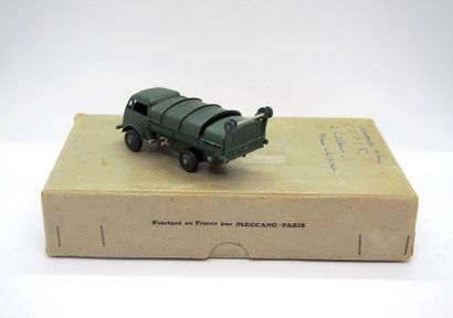 

Dinky-Toys – France - métal / carton –...