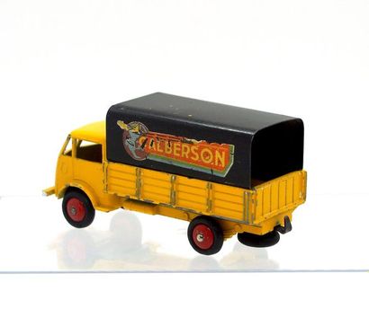 

Dinky-Toys – France - métal – 1/43e (1)...